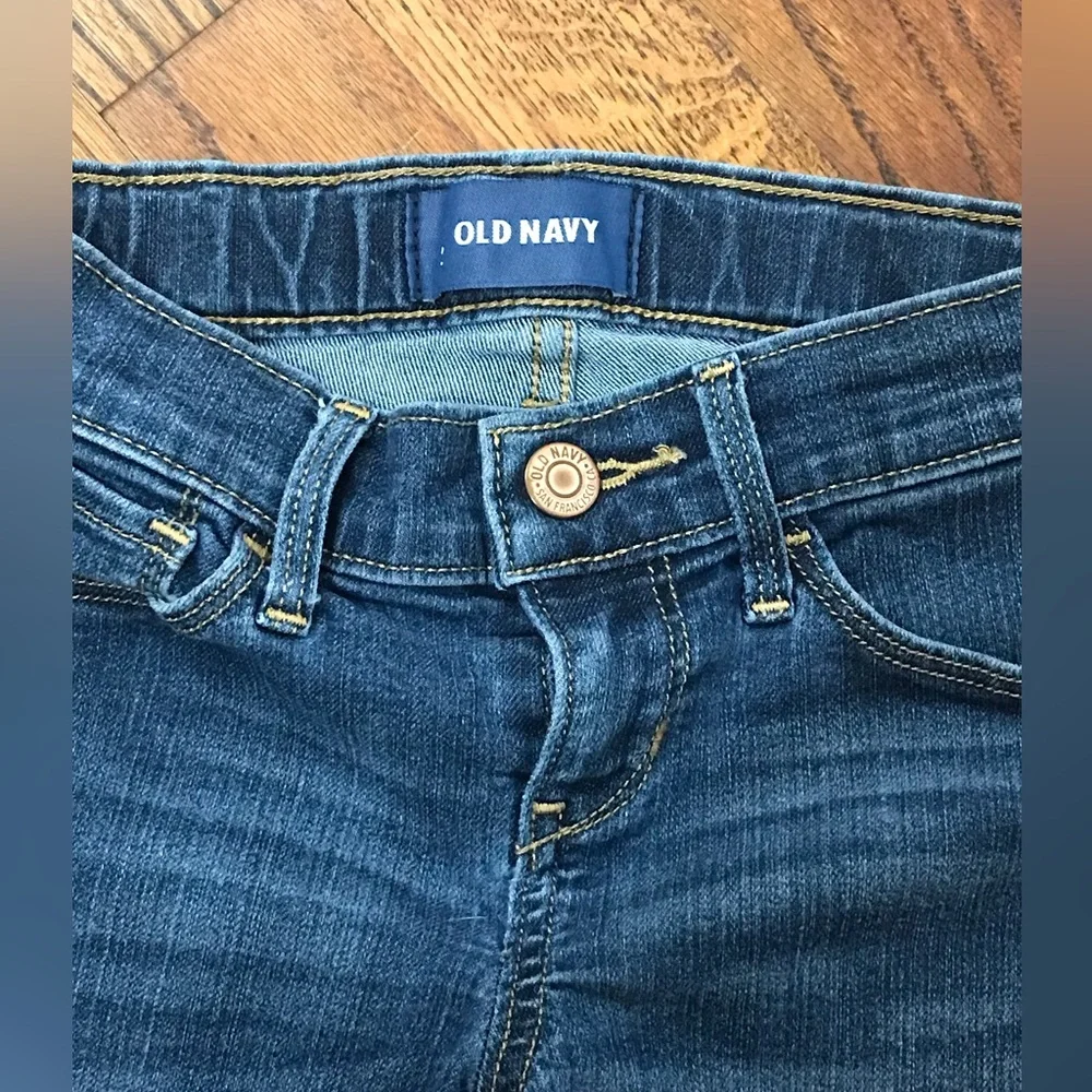 Old Navy Denim Blue Jean Shorts School Uniform Bottoms Size Small 6 / 7 Regular
